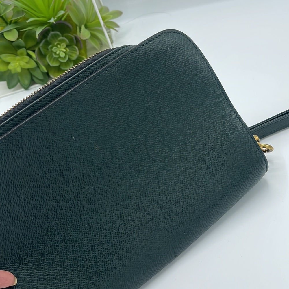 AUTHENTIC Louis Vuitton clutch / wristlet - Picture 9 of 12